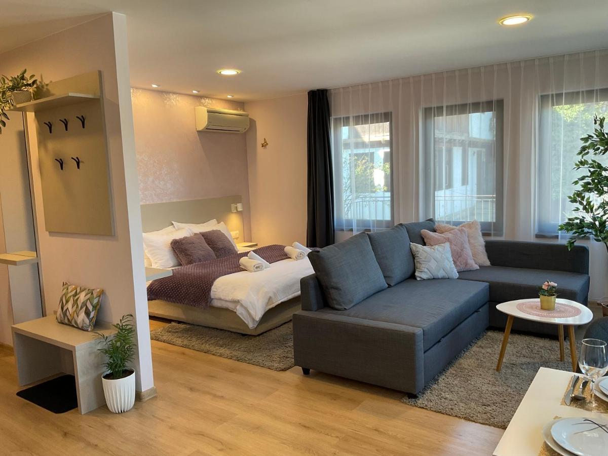 Guest Rooms Tsarevets Veliko Tarnovo Kültér fotó