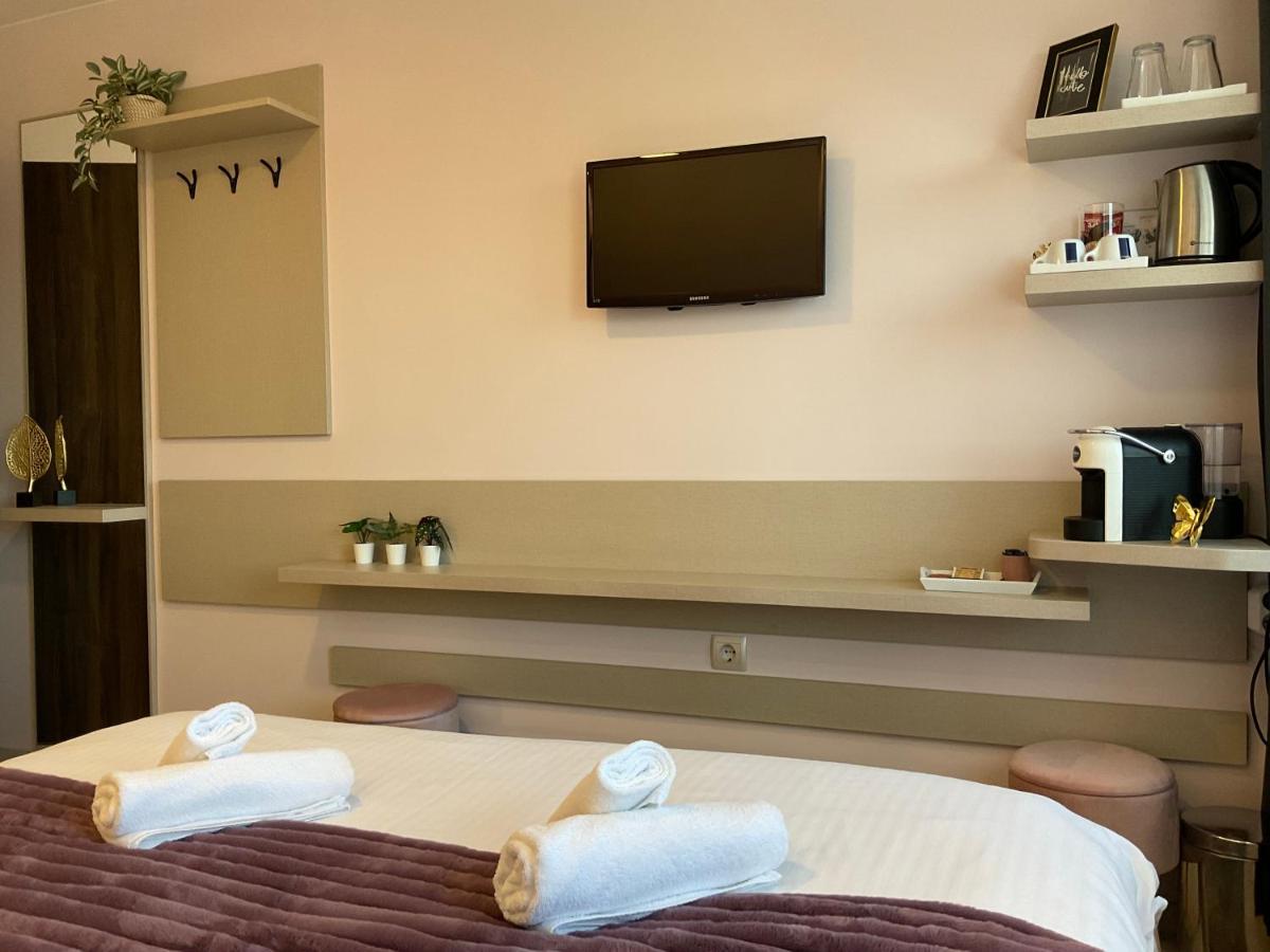 Guest Rooms Tsarevets Veliko Tarnovo Kültér fotó