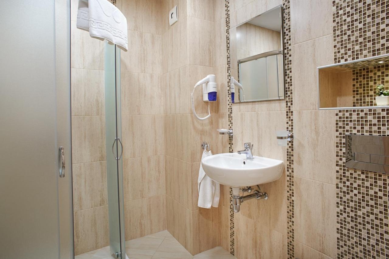 Guest Rooms Tsarevets Veliko Tarnovo Kültér fotó